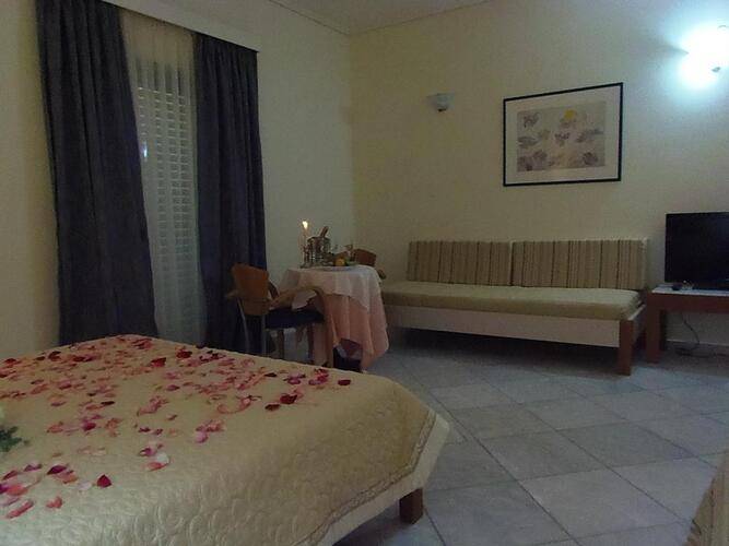 Yakinthos Hotel Chania