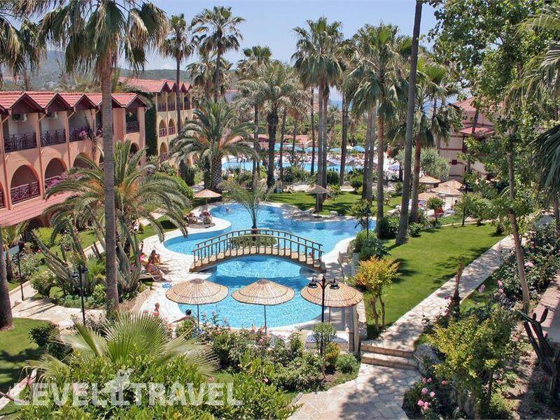 Фотография Green Paradise Beach