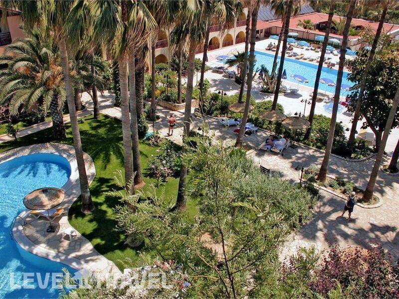Фотография Green Paradise Beach
