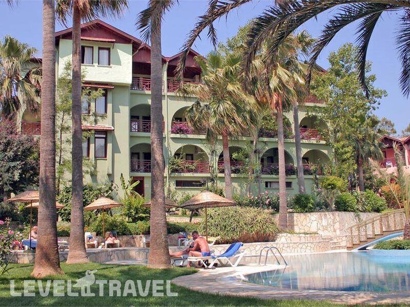 Фотография Green Paradise Beach