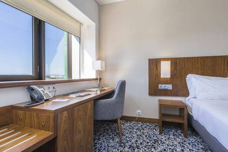 Ramada By Wyndham (Ex.Olaias Park Hotel)