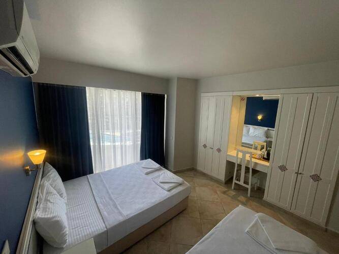Verde Hotel (Adults Only 16+)