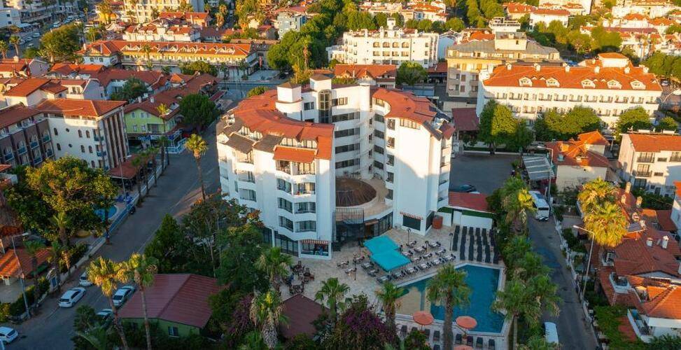 Verde Hotel (Adults Only 16+)