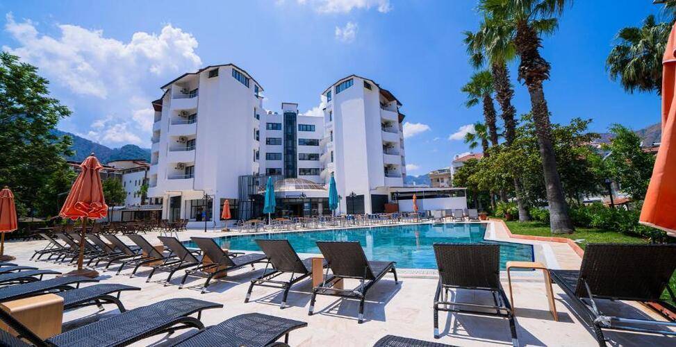 Verde Hotel (Adults Only 16+)