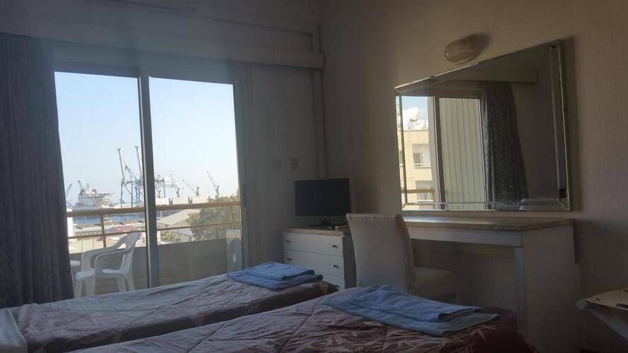 Sunflower Hotel Apts