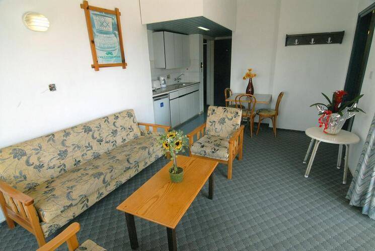 Sunflower Hotel Apts