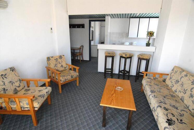 Sunflower Hotel Apts