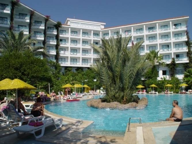 Tropical Hotel