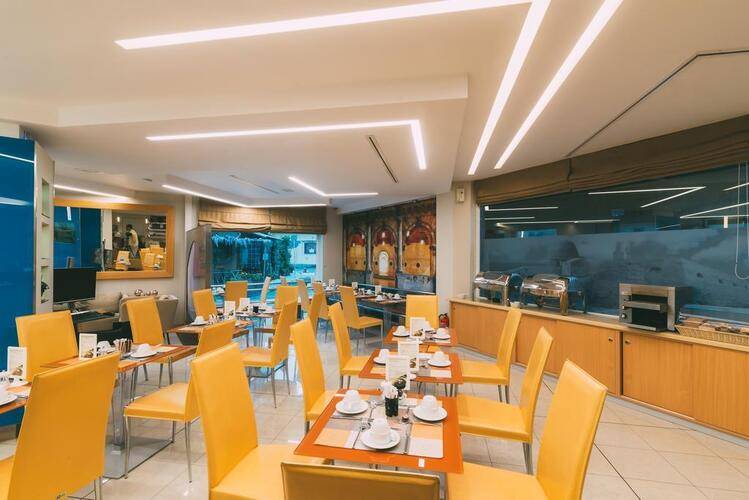 Kastro Hotel