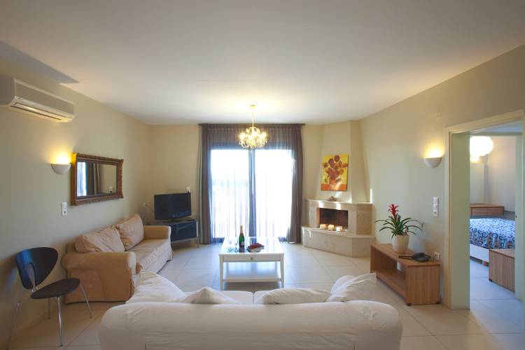 La Stella Suites