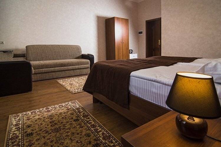 Амира Парк Отель