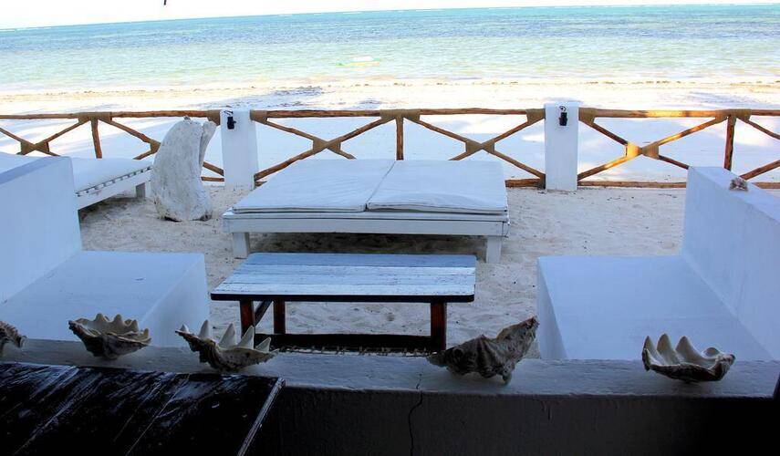 Makuti Beach Bungalows