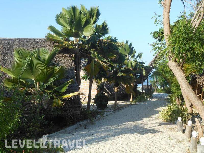 Фотография Mbuyuni Beach Village