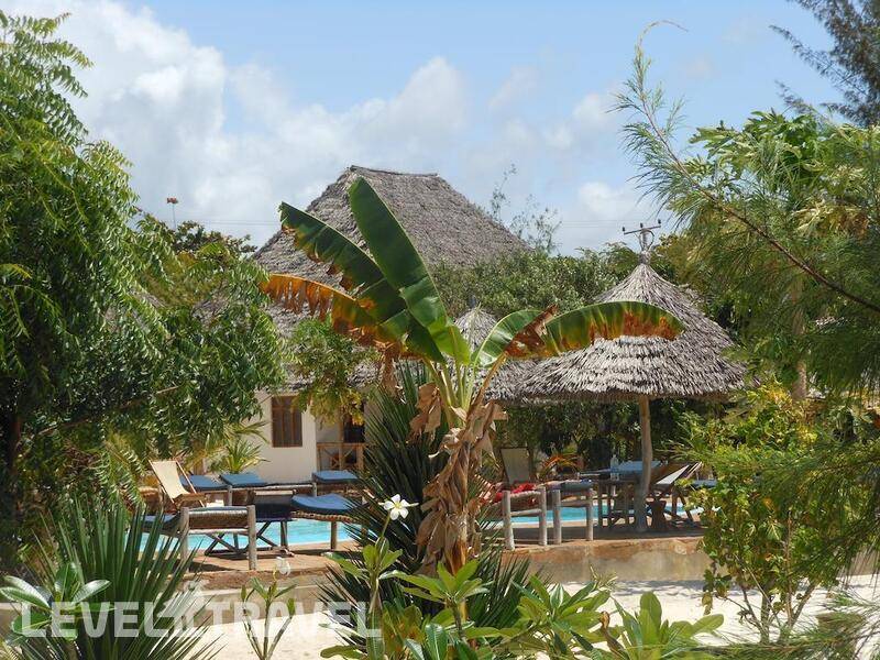 Фотография Mbuyuni Beach Village