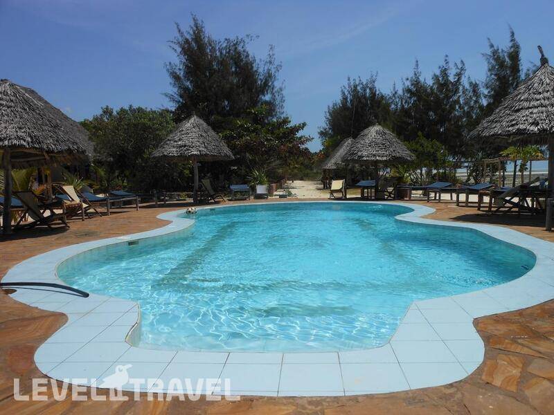 Фотография Mbuyuni Beach Village