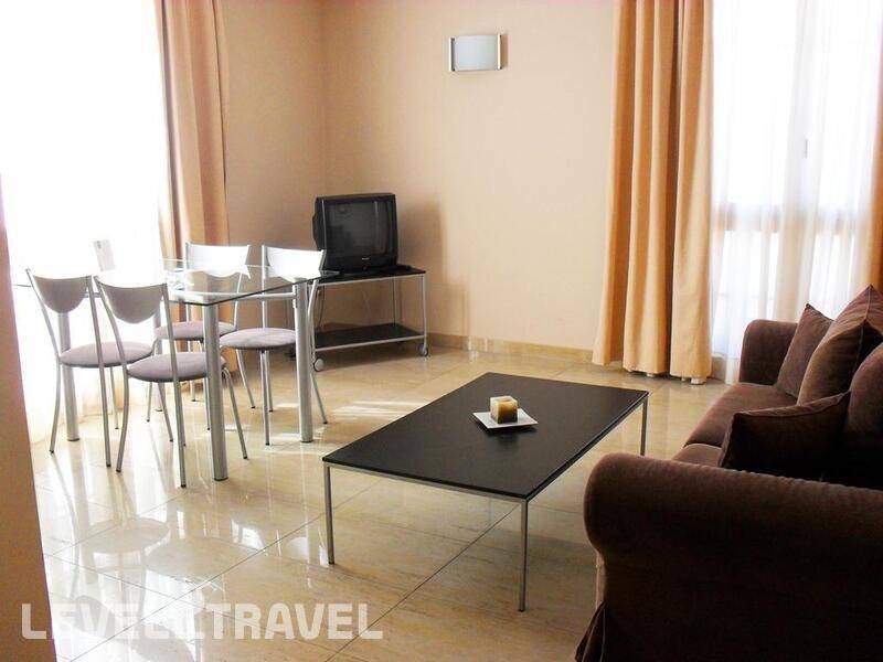 Фотография Aparthotel Vent De Garbi - Empuriabrava