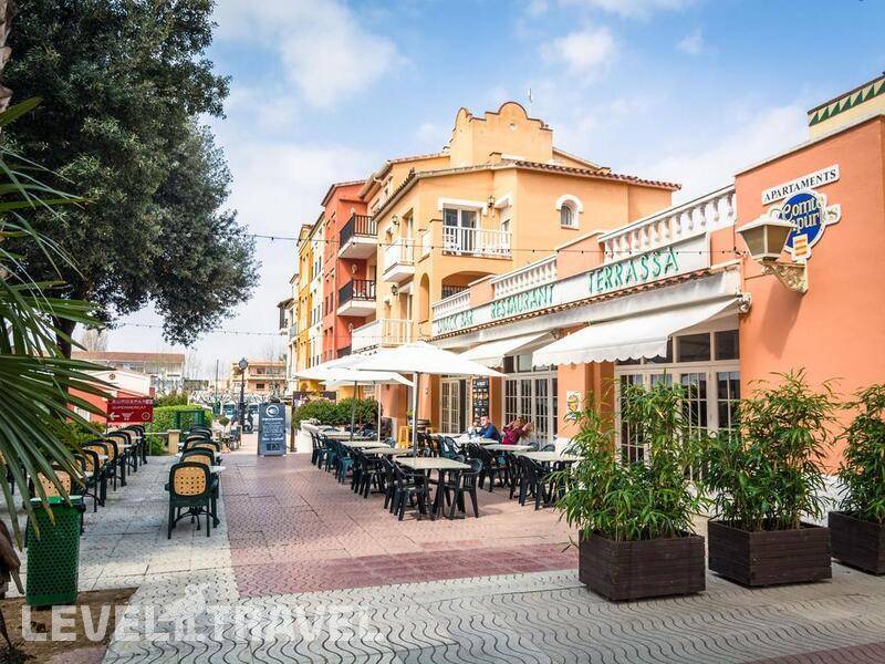 Фотография Comte D'Empuries - Empuriabrava