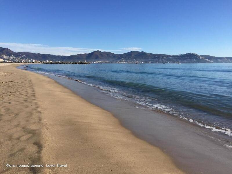 Фотография Comte D'Empuries - Empuriabrava