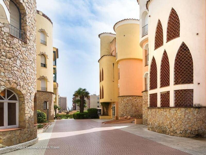 Фотография Comte D'Empuries - Empuriabrava