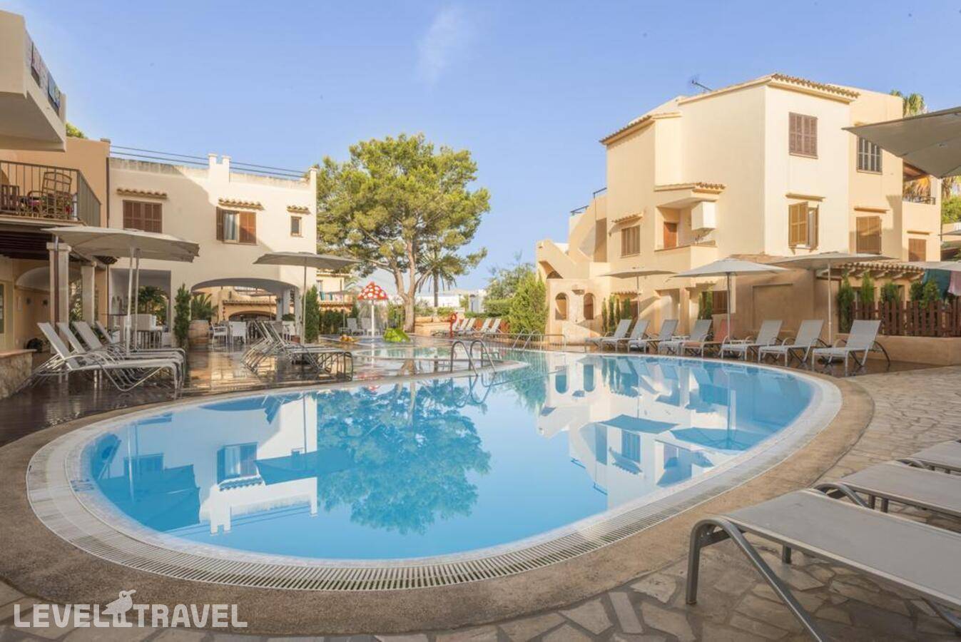 Playa Ferrera Aparthotel