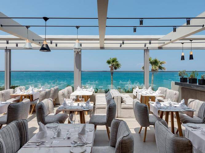Ikones Seafront Luxury Suites (Adults Only 16+)