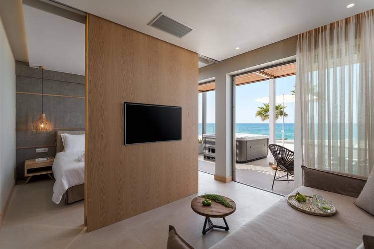 Ikones Seafront Luxury Suites (Adults Only 16+)