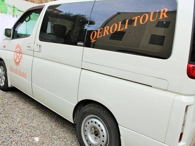 Qeroli Hotel