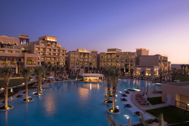 Saadiyat Rotana Resort & Villas