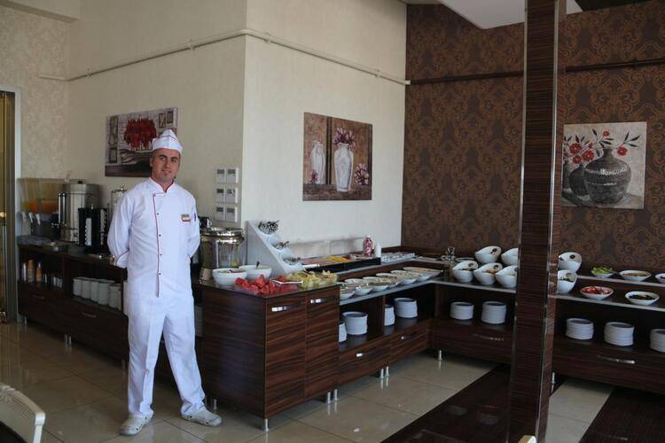 Gold Hotel