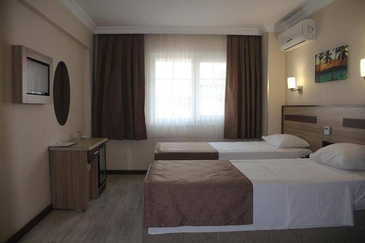 Gold Hotel