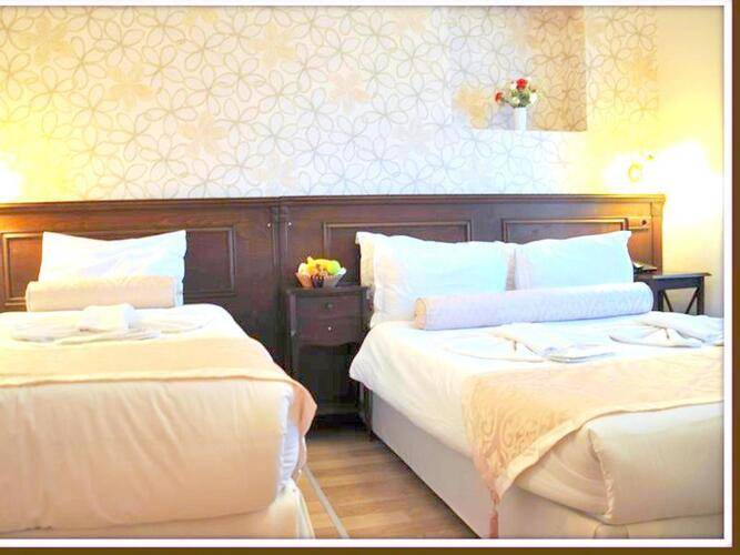 Center Hill Hotel