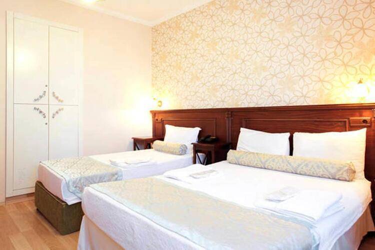 Center Hill Hotel