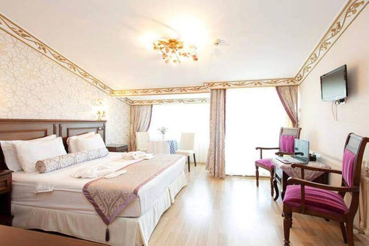 Center Hill Hotel