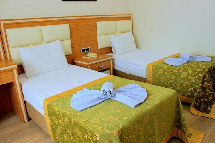 Buyuk Paris Hotel