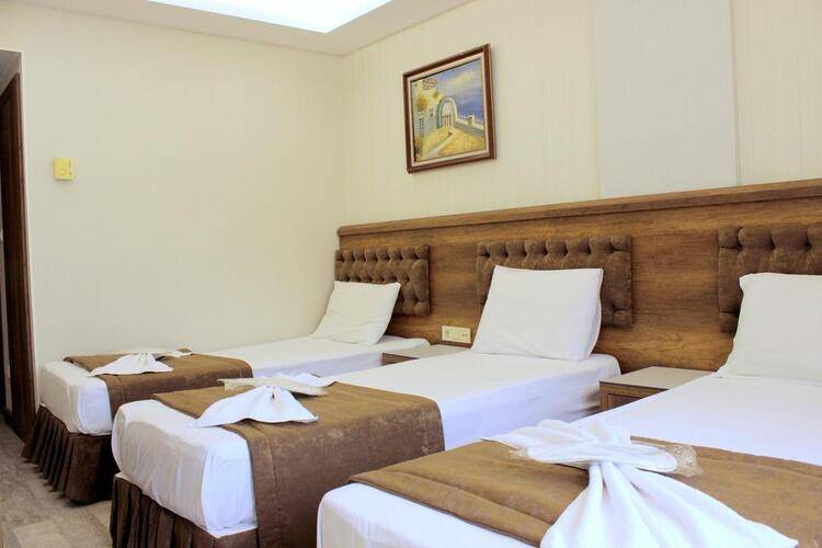 Buyuk Paris Hotel
