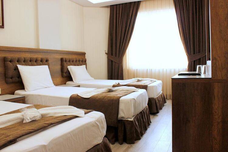 Buyuk Paris Hotel