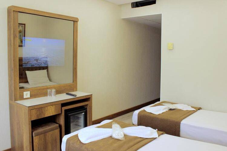 Buyuk Paris Hotel