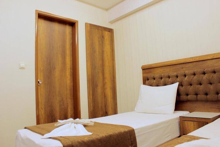 Buyuk Paris Hotel
