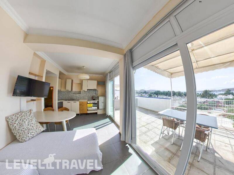 Фотография Nova Suites Hotel