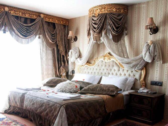 Aslan Hotel