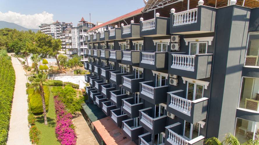Larina Resort & Spa Hotel (Ex. Club Sunny World)