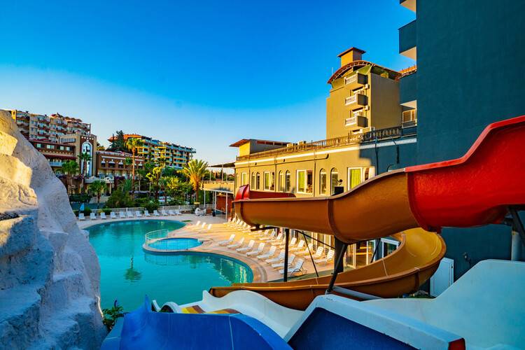 Larina Resort & Spa Hotel (Ex. Club Sunny World)