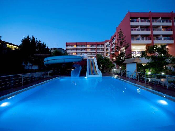 Armas Bella Luna Hotel