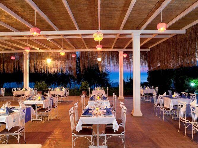 Armas Bella Luna Hotel