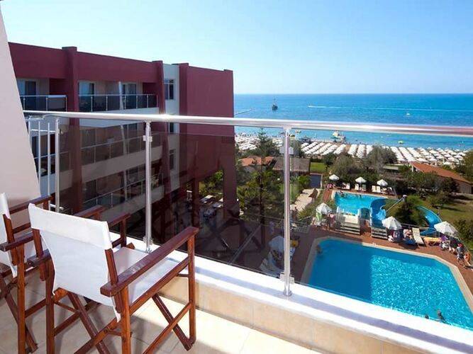 Armas Bella Luna Hotel