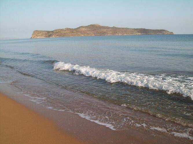Kato Stalos Beach