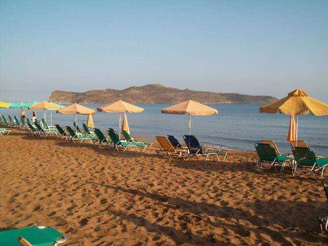 Kato Stalos Beach