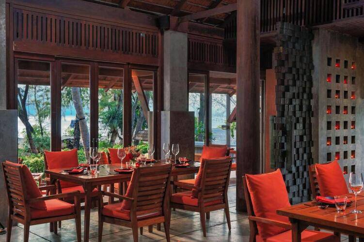 Marriott's Phuket Beach Club