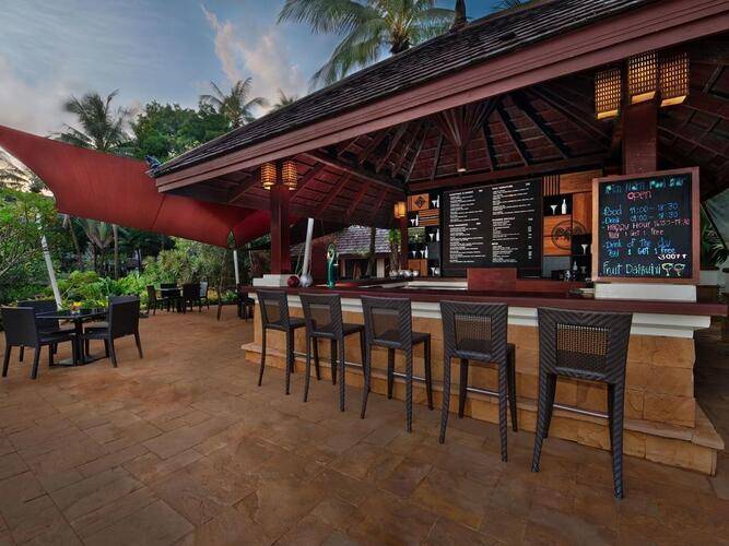 Marriott's Phuket Beach Club