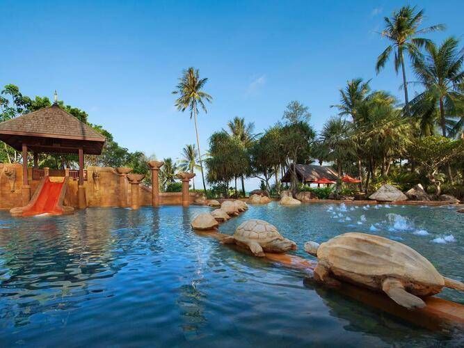 Marriott's Phuket Beach Club